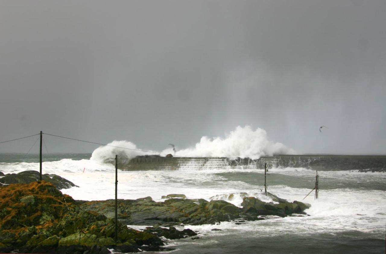 Laukvik Suites Exteriör bild